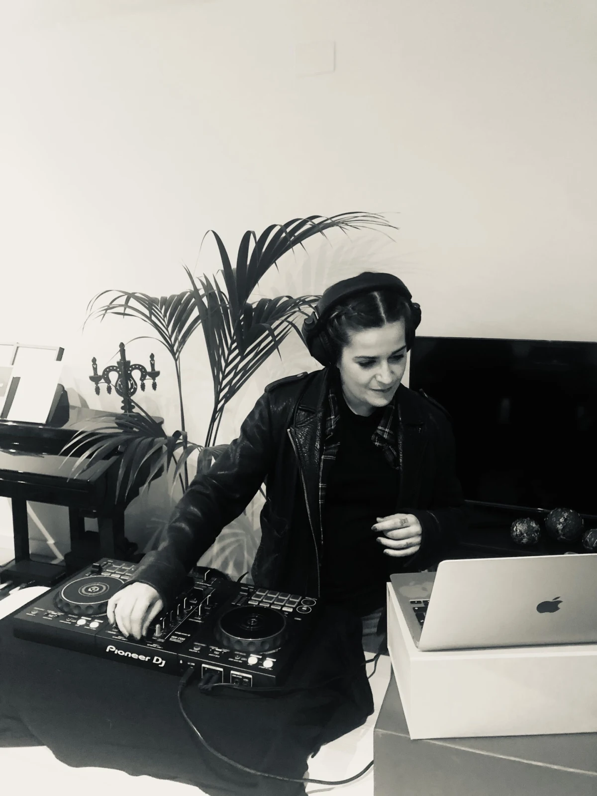 Corporate Events DJ